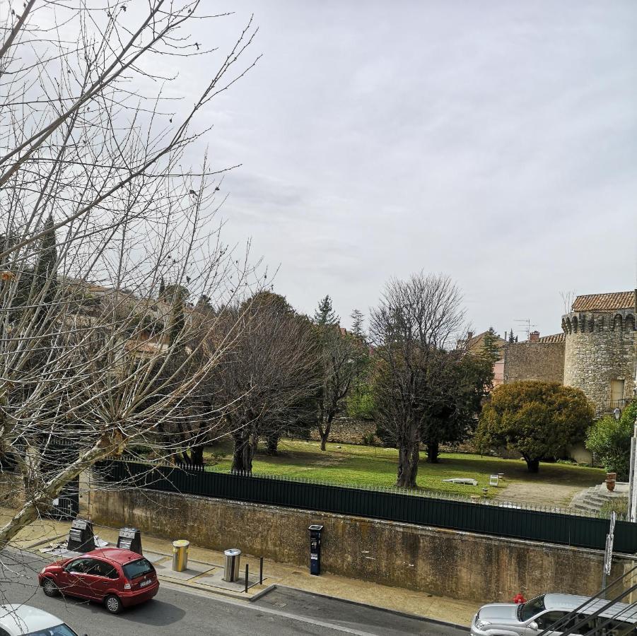 Petite Maison De Charme Au Coeur Du Centre Ville أبْتْ المظهر الخارجي الصورة